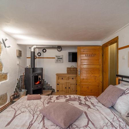 Apartman Karin Rovensko pod Troskami Εξωτερικό φωτογραφία