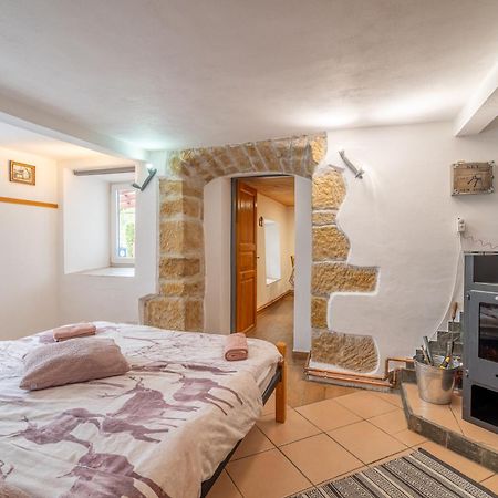 Apartman Karin Rovensko pod Troskami Εξωτερικό φωτογραφία