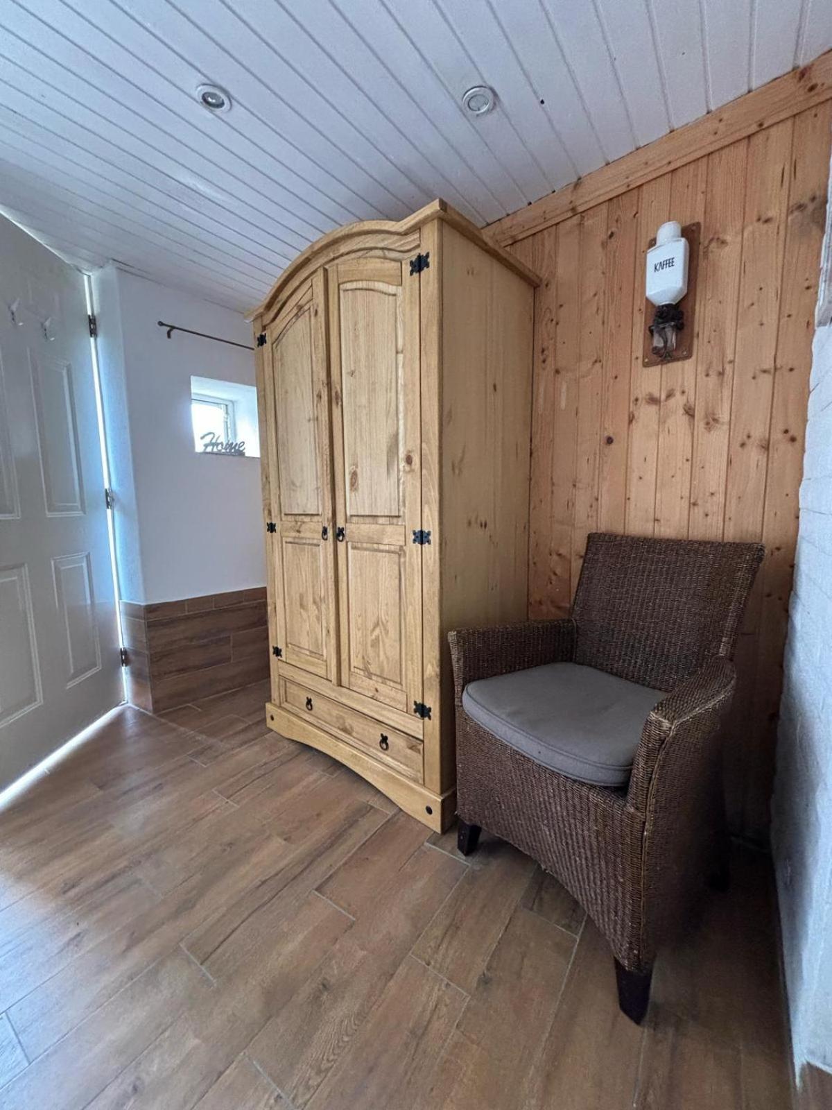 Apartman Karin Rovensko pod Troskami Εξωτερικό φωτογραφία